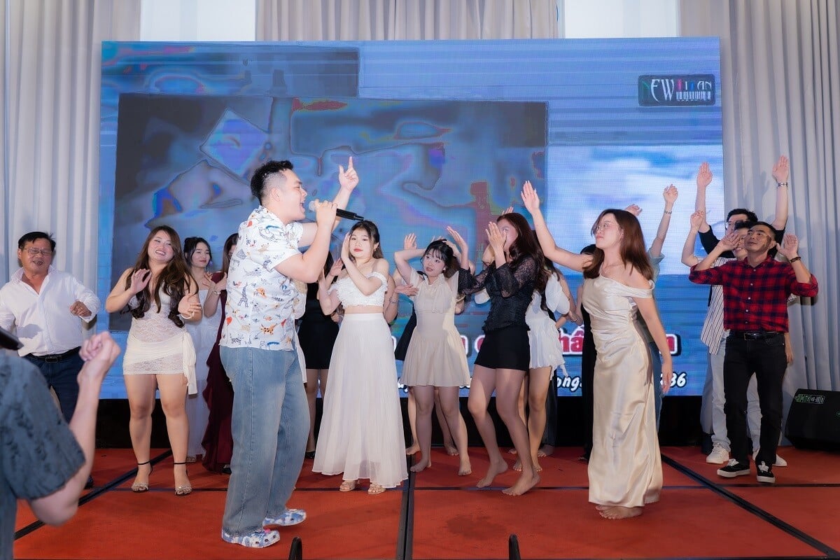 Gala Dinner: Đêm của những "ngôi sao" Hải Triều - Ảnh: 2