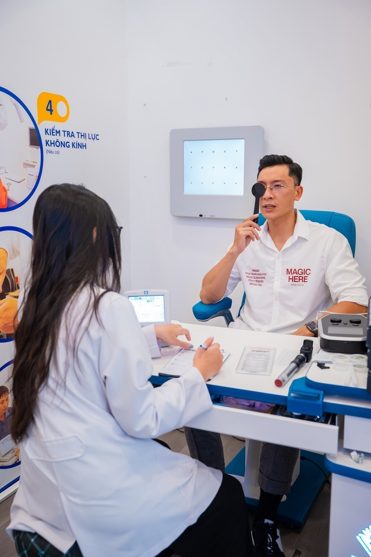 Dịch vụ đo mắt, cắt kính cận cá nhân hoá quốc tế 12 bước