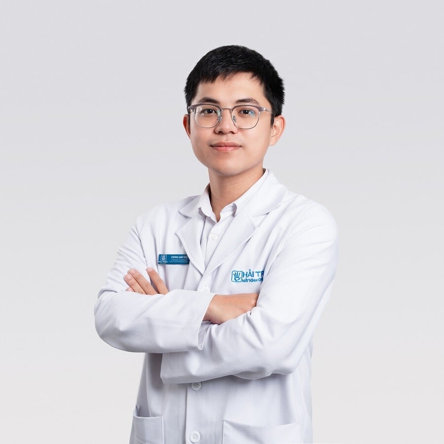 Trưởng bộ phận đo mắt Vương Anh Thọ
