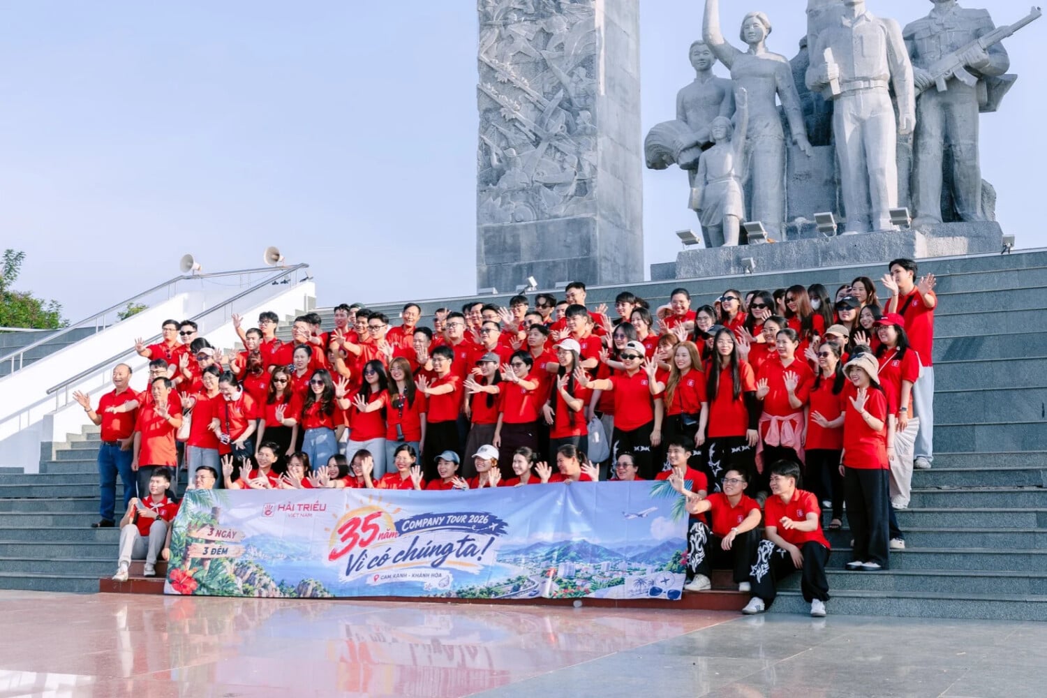 Người Hải Triều trong sắc áo đỏ quen thuộc tại Company Tour 2026