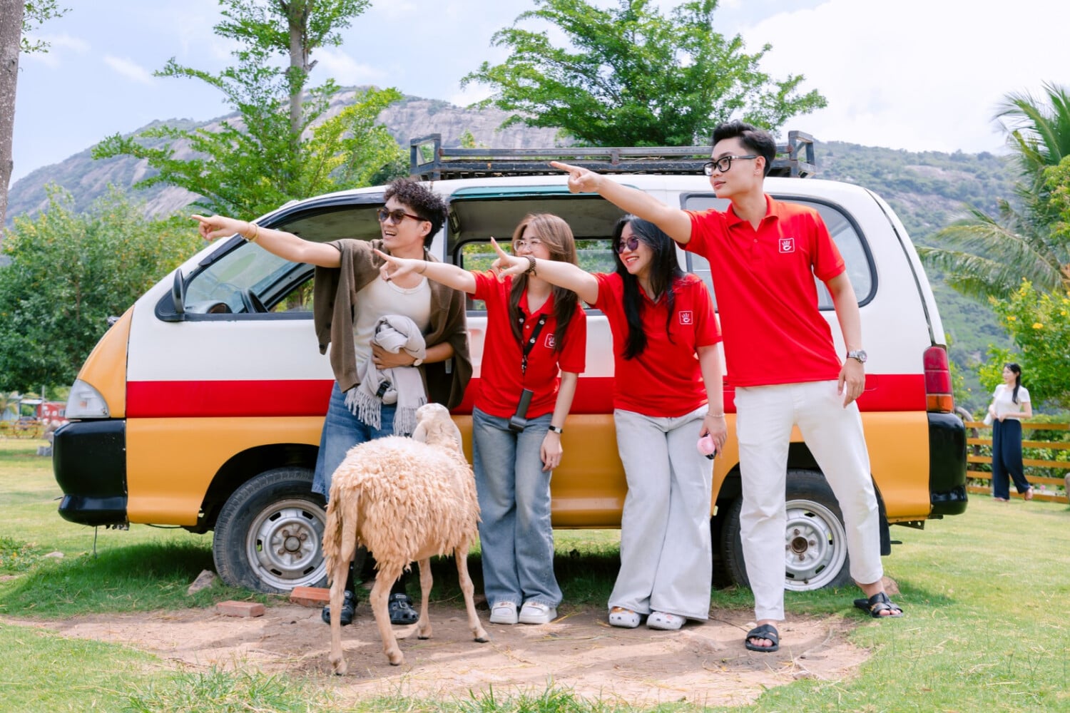 Team Supporter lựa chọn tham quan vườn thú trong chuyến Hải Triều Company Tour 2026